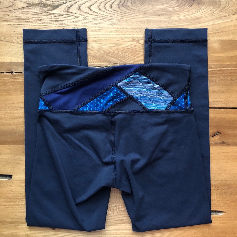 Lululemon Wunder Under Crop III Full-On® Luon - Picture 4 of 14